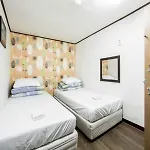 Apple Backpackers