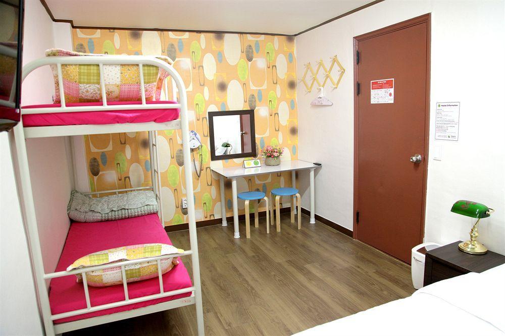 Hostel Apple Backpackers *