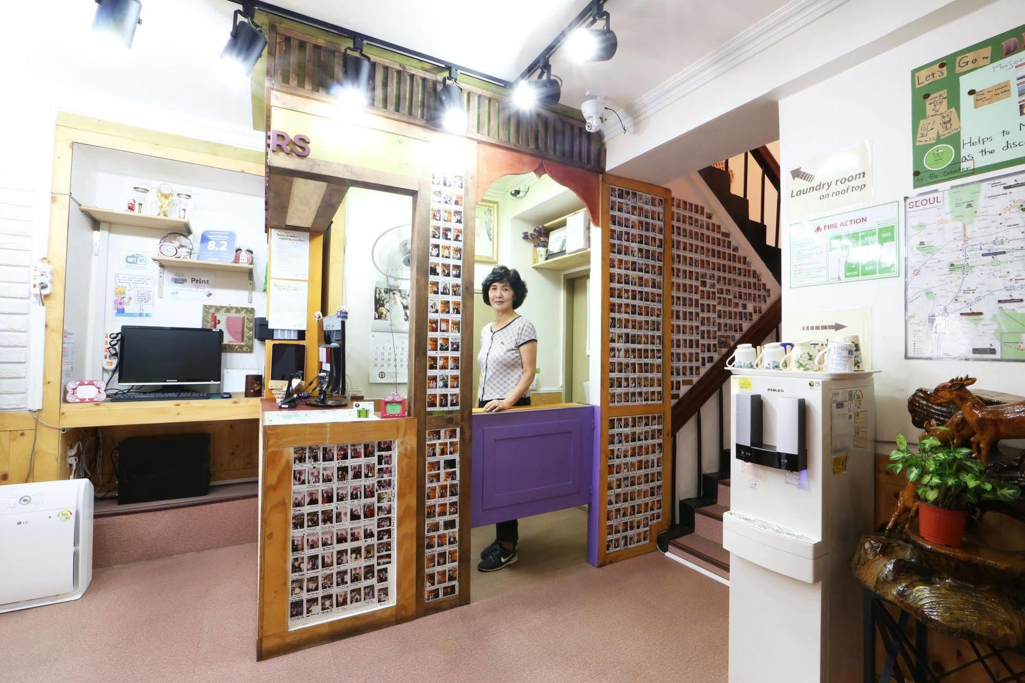 Apple Backpackers Hostel Seoul