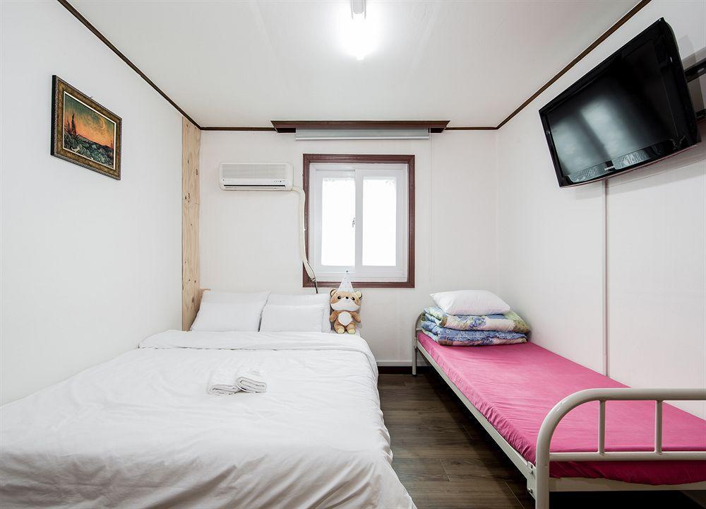 Apple Backpackers Seul